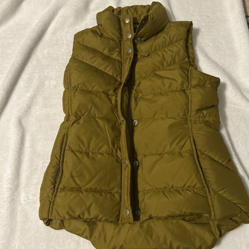 J.Crew Women's Small Down Puffer Vest Olive Mustard Green Full Zip Snap